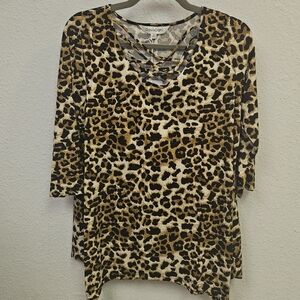 Davi & Dani - Animal Print Blouse - Small